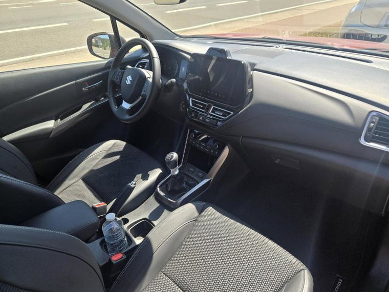 Vehicle Image 10