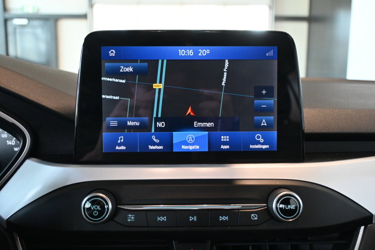 Vehicle Image 11