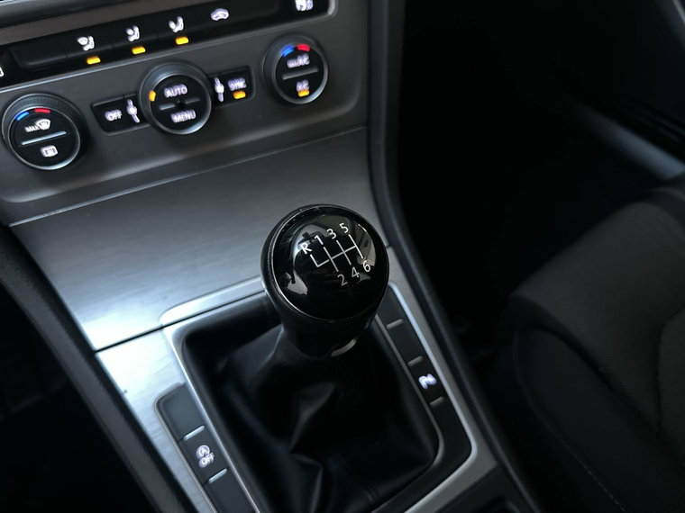 Vehicle Image 26