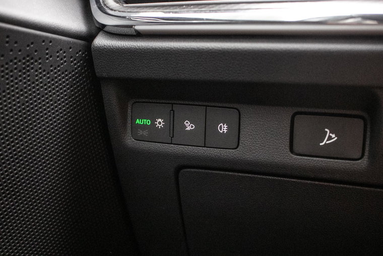 Vehicle Image 30