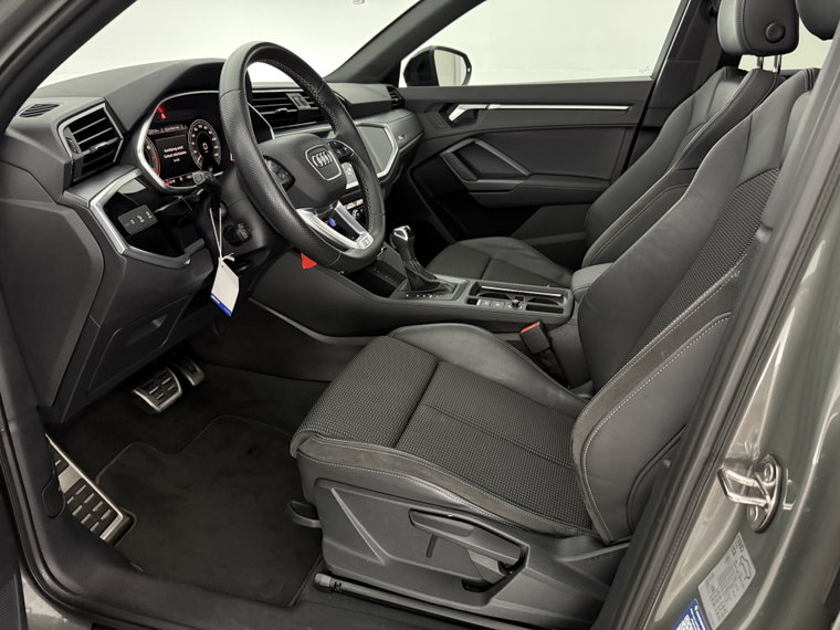 Vehicle Image 37