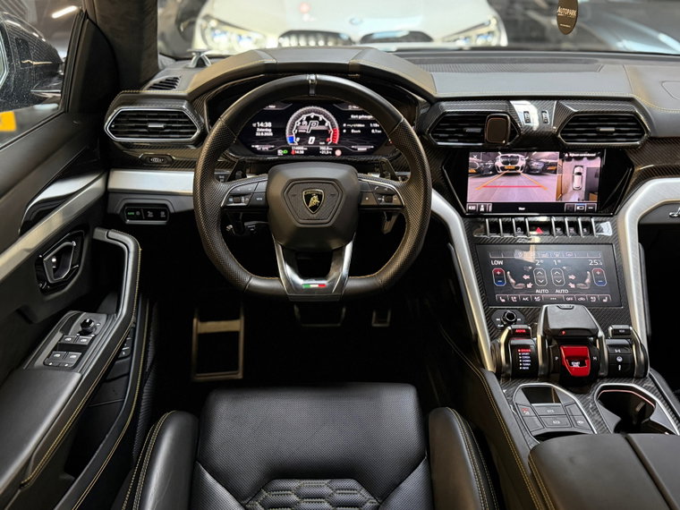 Vehicle Image 13