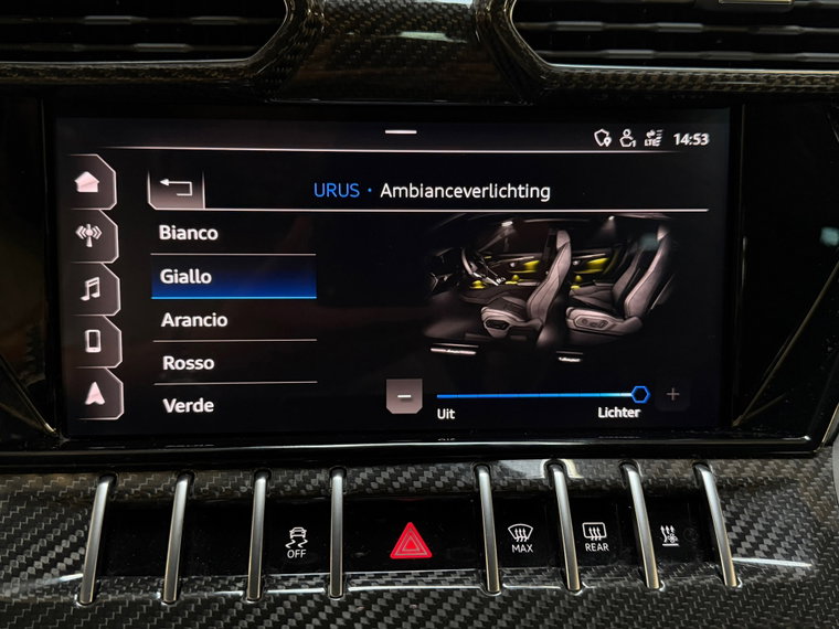 Vehicle Image 32