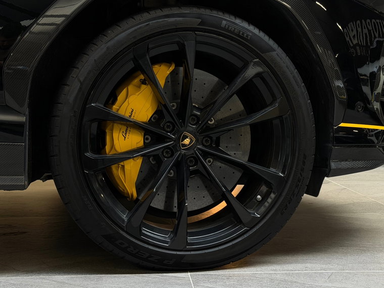 Vehicle Image 40