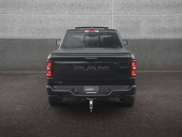 Vehicle Image 28