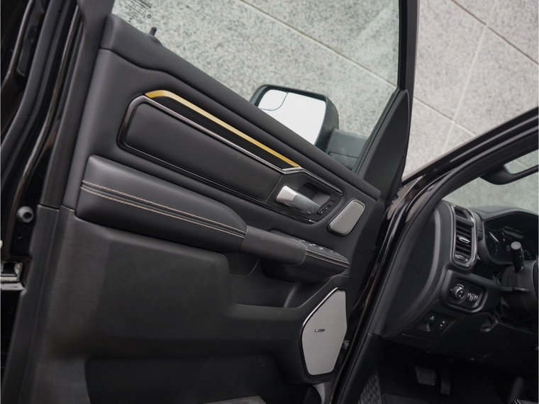 Vehicle Image 39