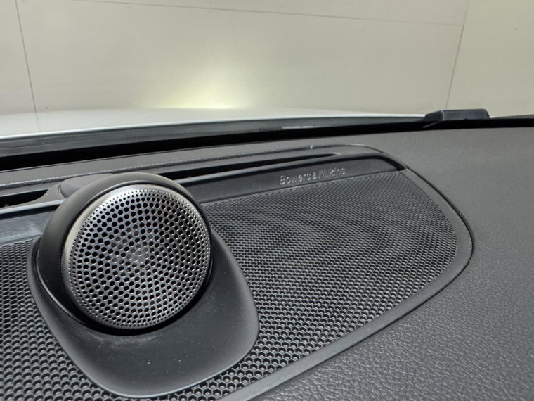 Vehicle Image 39