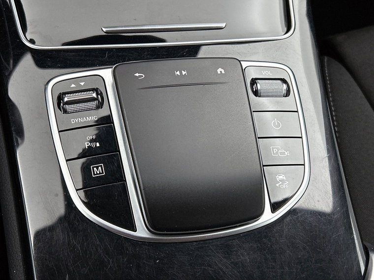 Vehicle Image 33