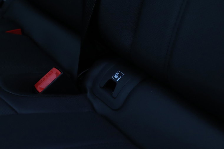 Vehicle Image 43