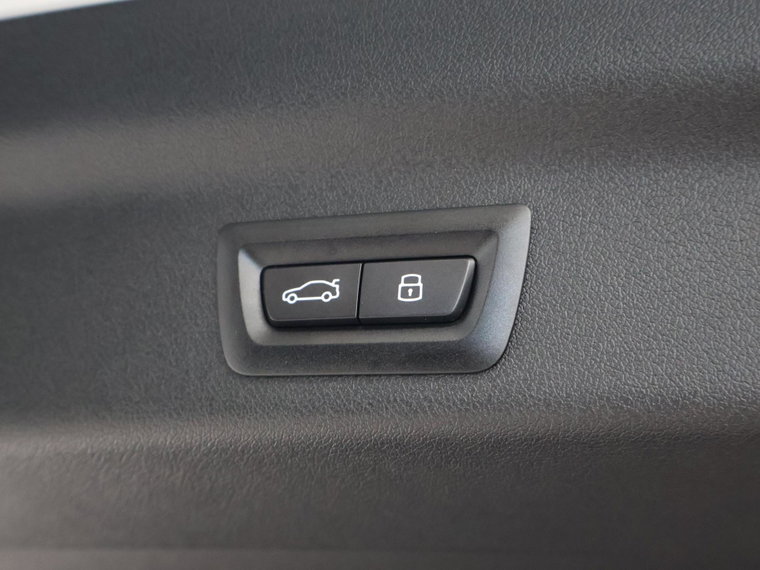 Vehicle Image 39