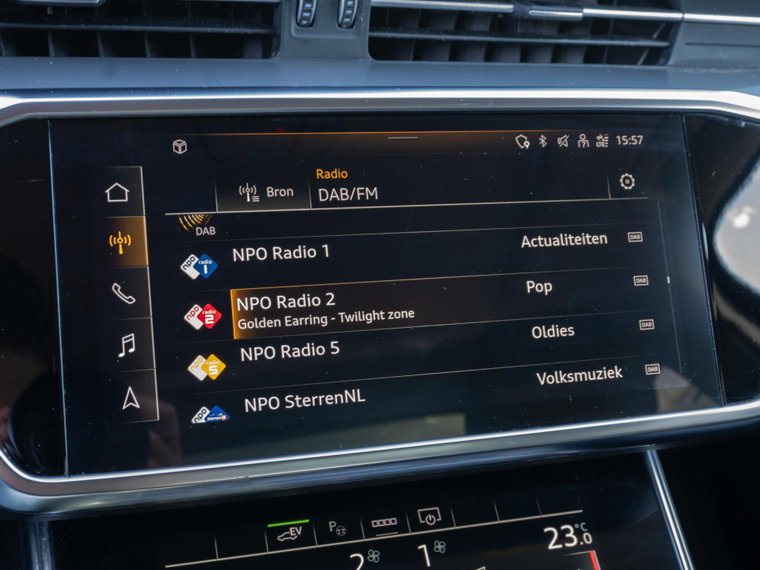 Vehicle Image 30