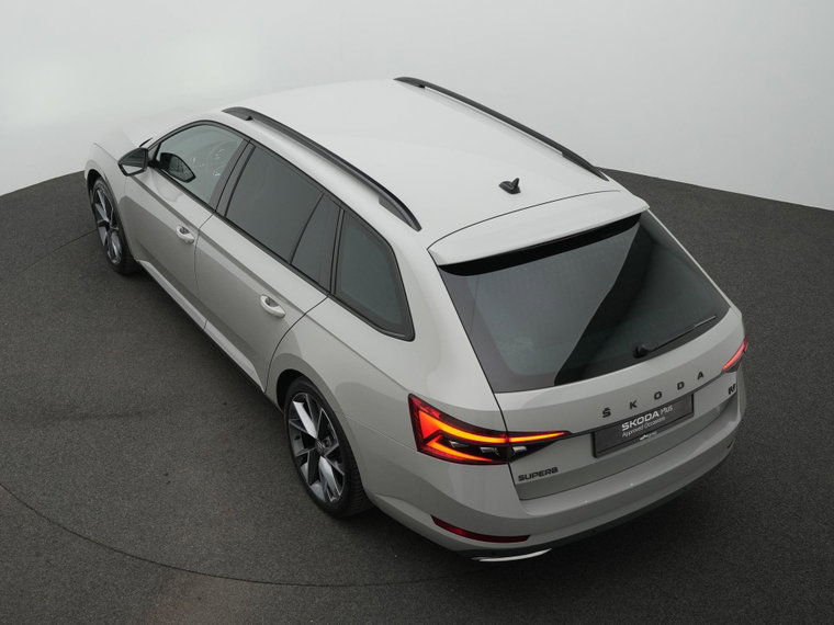 Vehicle Image 31