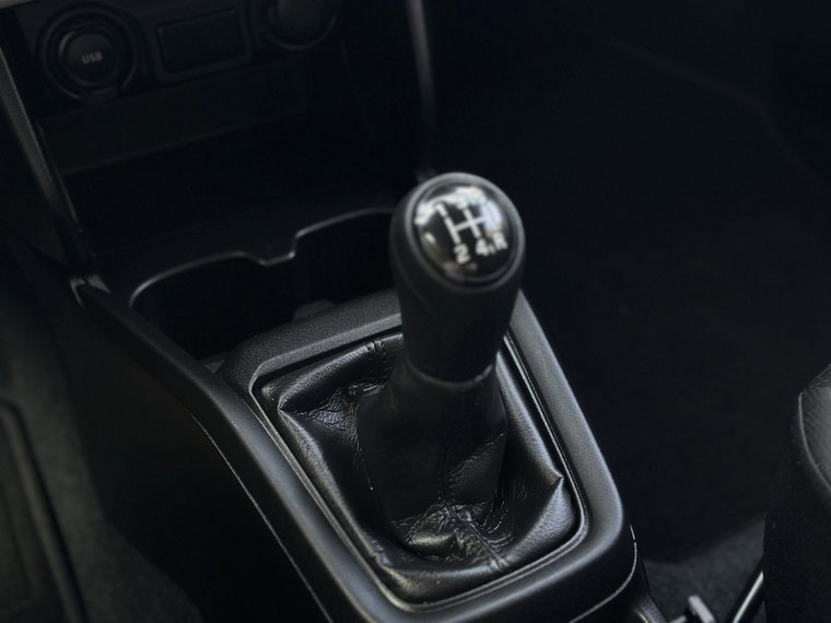 Vehicle Image 23