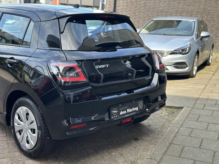 Vehicle Image 37