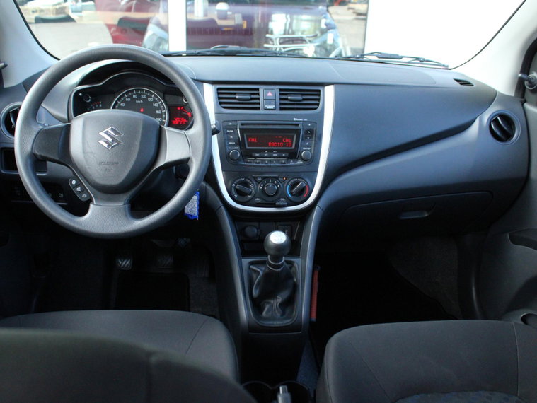 Vehicle Image 16