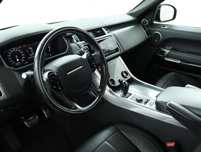 Vehicle Image 9