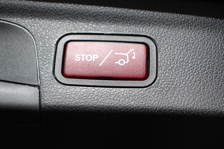 Vehicle Image 24