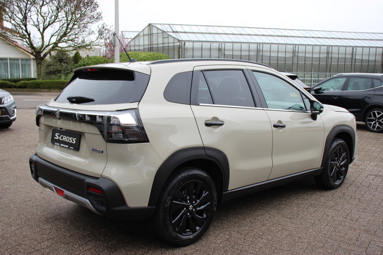 Vehicle Image 15