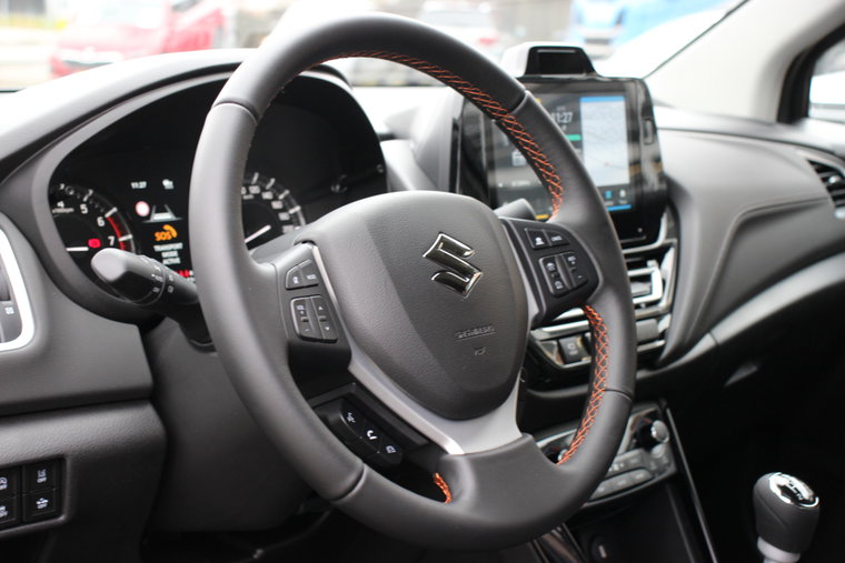 Vehicle Image 17