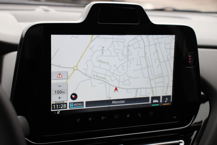 Vehicle Image 11