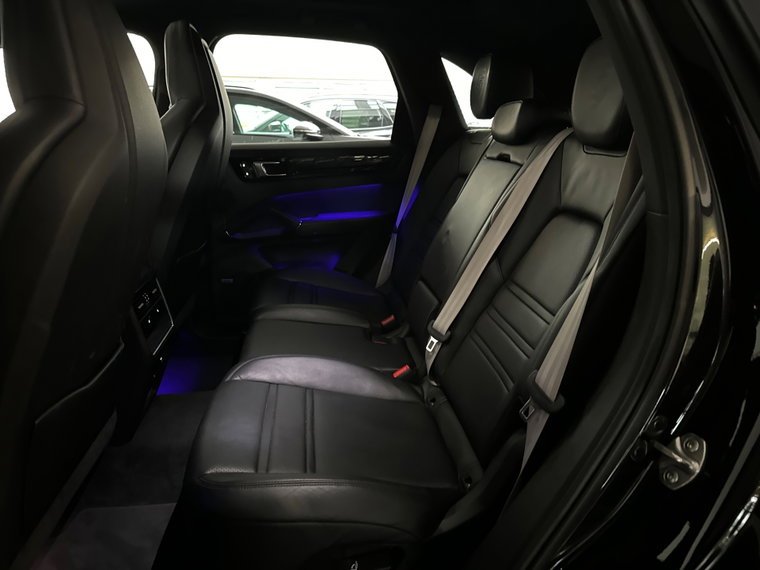 Vehicle Image 35