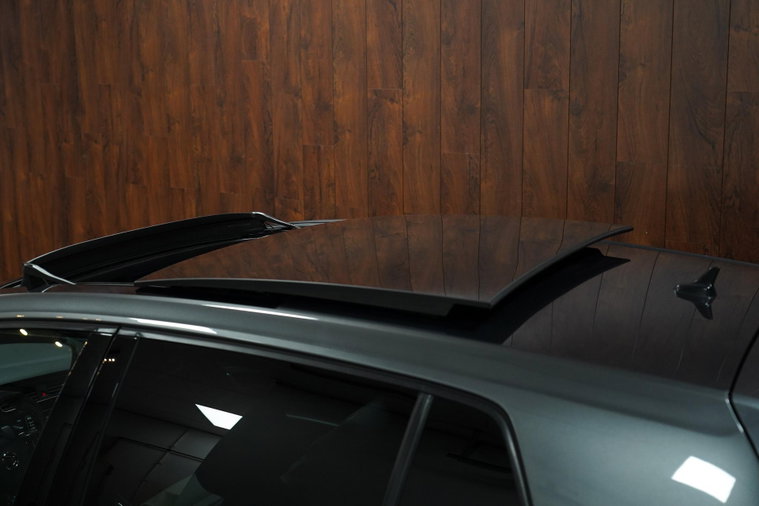 Vehicle Image 50