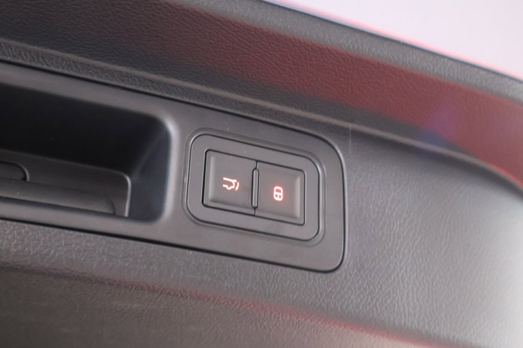 Vehicle Image 47