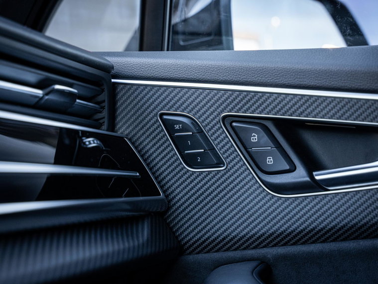 Vehicle Image 45