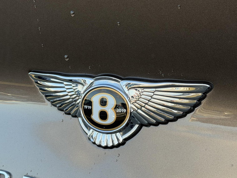 Vehicle Image 38