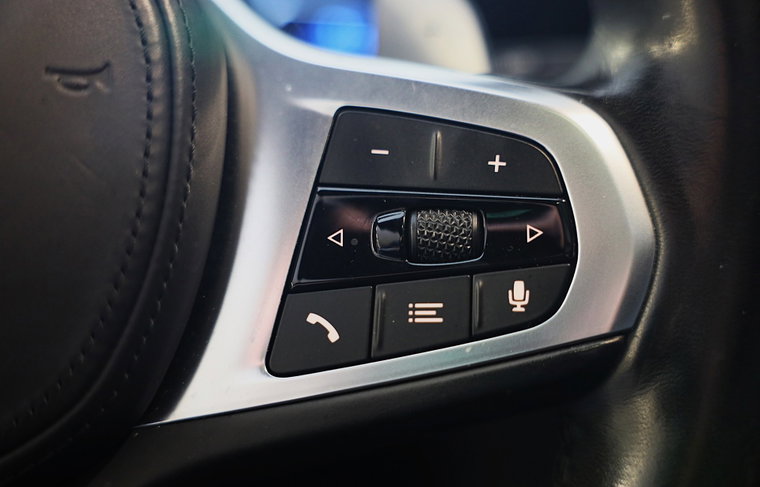 Vehicle Image 23