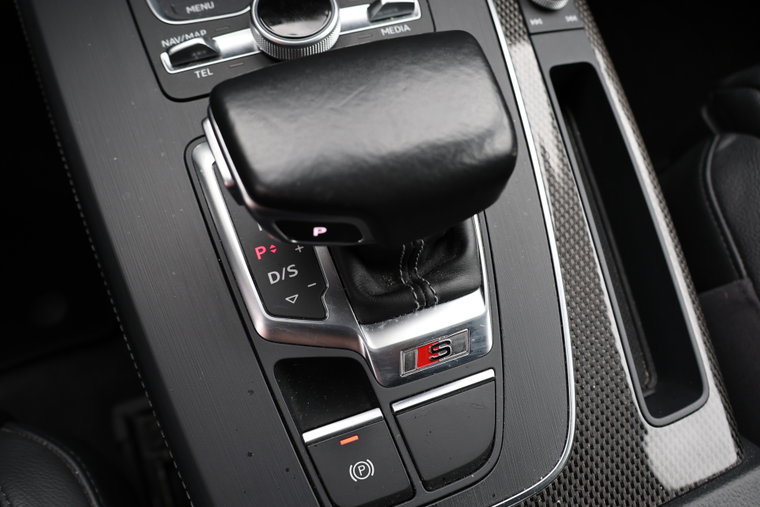 Vehicle Image 30