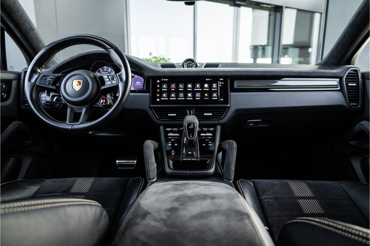 Vehicle Image 22