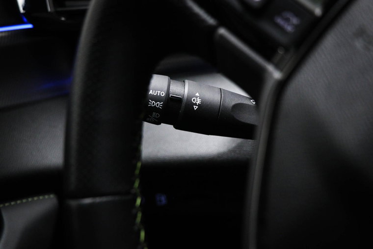 Vehicle Image 35