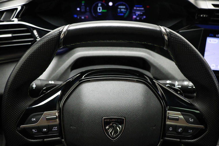 Vehicle Image 36