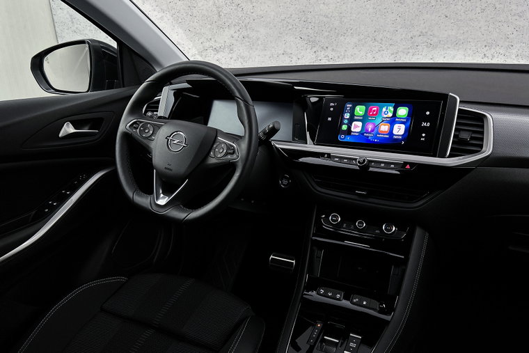 Vehicle Image 14