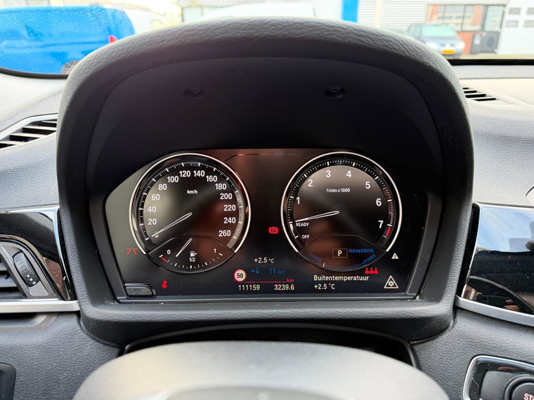 Vehicle Image 29