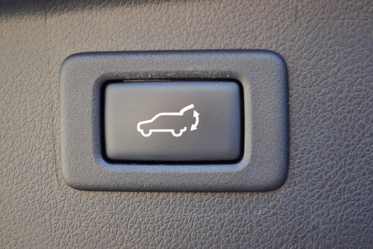 Vehicle Image 23