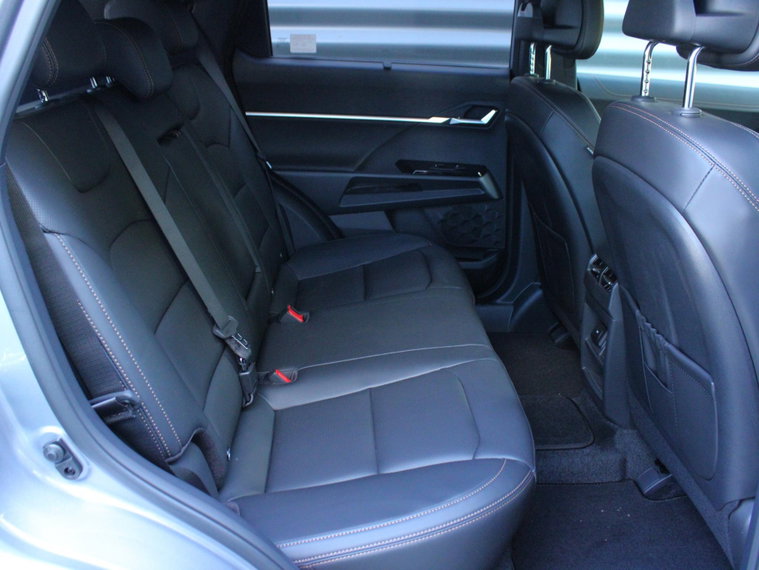 Vehicle Image 39