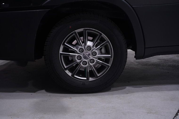 Vehicle Image 18
