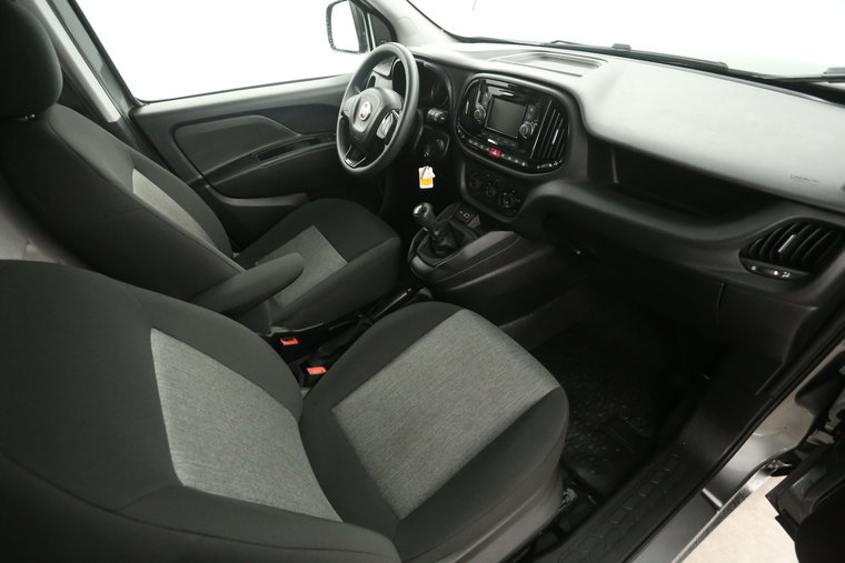 Vehicle Image 24