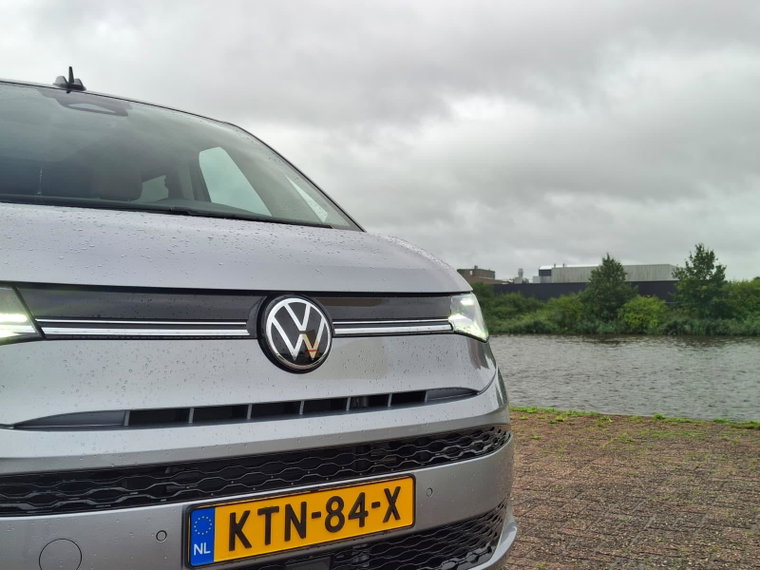Vehicle Image 38