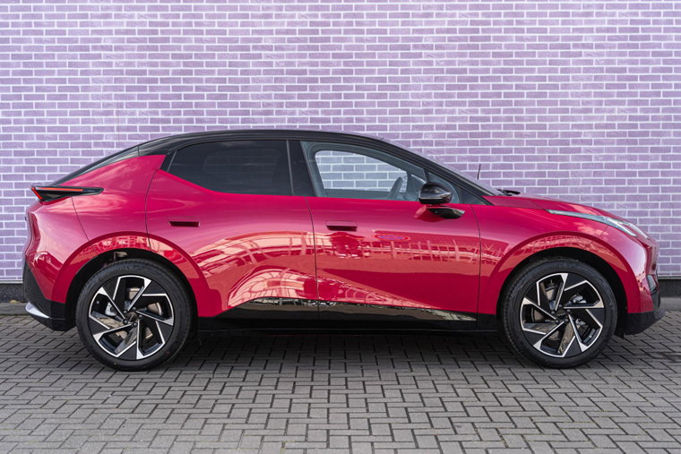 Vehicle Image 18