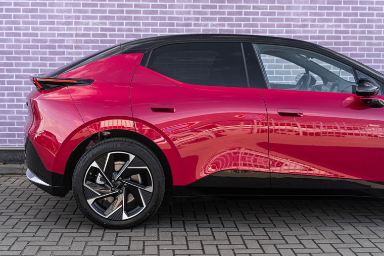 Vehicle Image 20