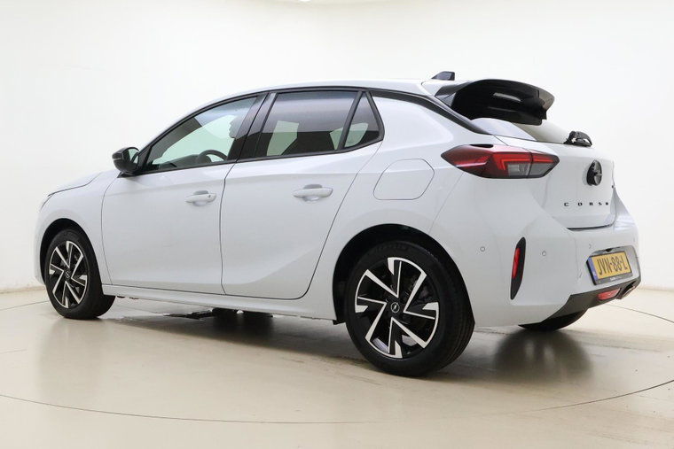 Vehicle Image 14