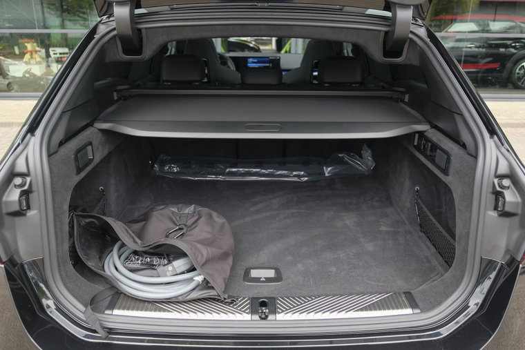 Vehicle Image 60