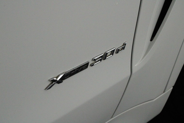 Vehicle Image 48