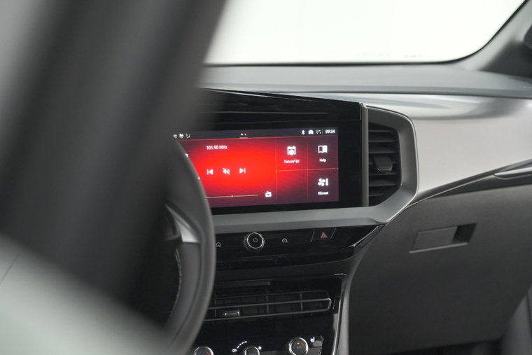 Vehicle Image 45