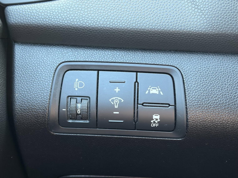 Vehicle Image 27