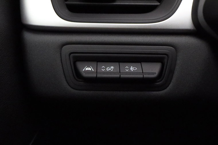 Vehicle Image 28