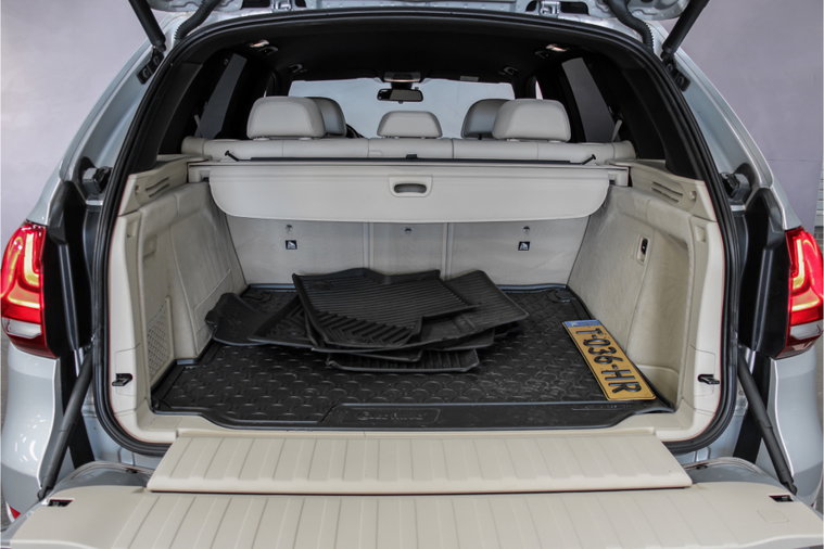 Vehicle Image 45